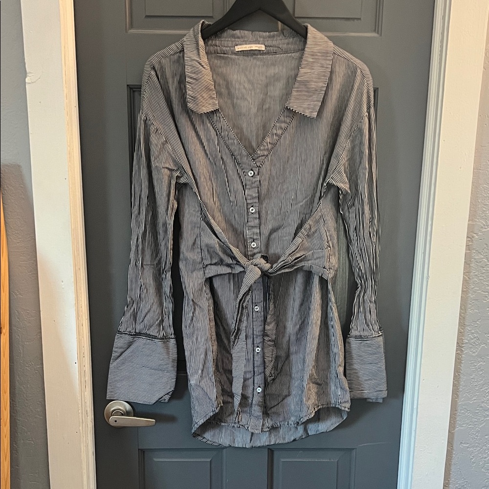 Active USA Charcoal and White Striped Button-Down Shirt HALI